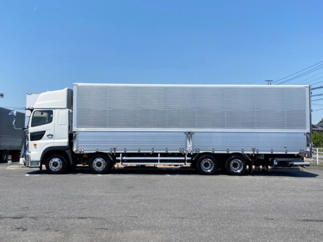 【875】R3　登録済未使用車　17プロフィア　ハイルーフ　ウィング　寒冷地仕様　格納ゲート付