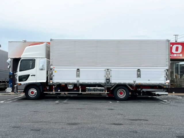 【955】R3　17レンジャー　冷凍ウィング　ワイド　造りボディ　格納ゲート　エアサス　ステンレス床