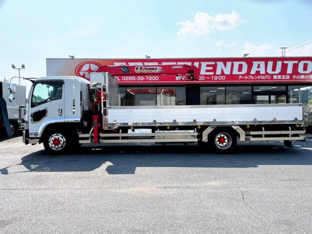 【1137】H28　フォワード　クレーン　6000セミワイド　4段ラジコンフックイン　角足　エアサス