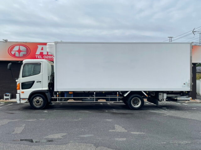 【1288】H26 レンジャープロ 冷凍バン 標準幅 6200 格納ゲート付 低温設定 スタンバイ付 委託販売