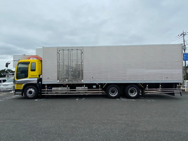 【692】H23　ギガ　冷凍バン　ジョロ4キーストン　サブエンジン