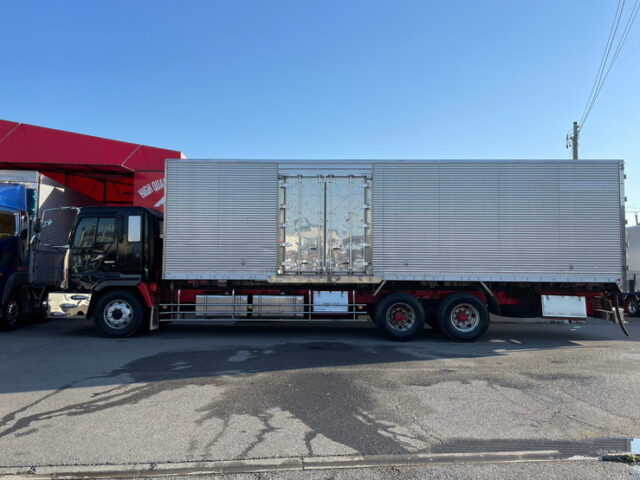 【1392】H12　テラヴィ　冷凍バン　V8　ダブルマフラー　7速　ステンレス多数