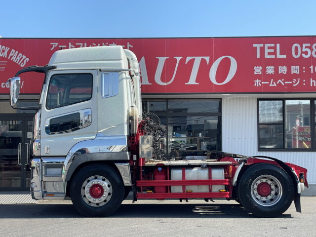 17スーパーグレート トレーラーヘッド プレミアムライン 第5輪荷重11.500㎏ ブタ鼻