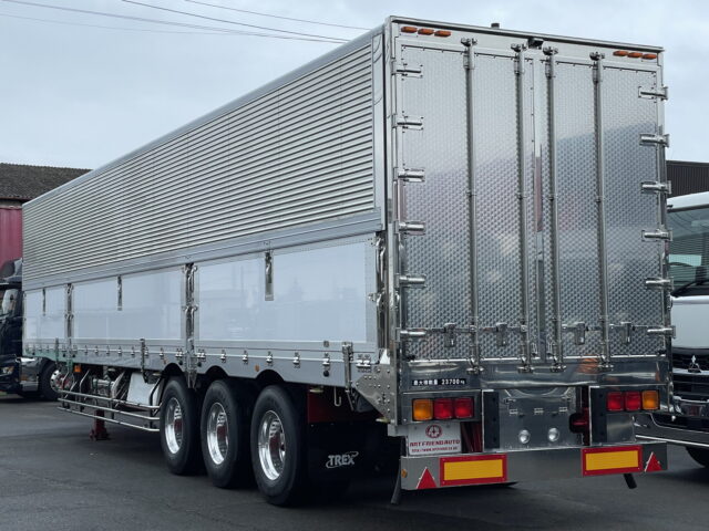 トレクス トレーラー 冷凍ウィング 未使用 3軸 リフトアクスル 前壁 冷凍機