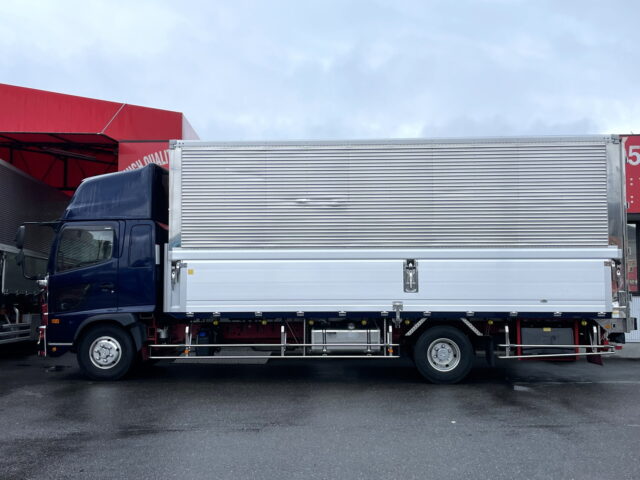 日野　17レンジャー　ハイルーフ　ウィング　ステンレス多数　6200ワイド　240馬力