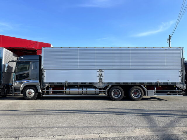 スーパーグレート　ハイルーフ　ウィング　ヤマダ造りボデー　国産エンジン　7速MT