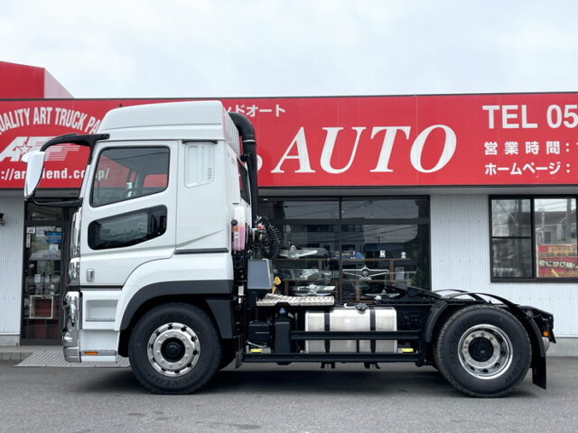 17スーパーグレート　トレーラーヘッド　スライドカプラー　未使用　E尺　460馬力　プレミアムライン