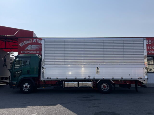 いすゞ：フォワード：ウィング：6200ワイド：エアサス：架装多数：木床：240馬力