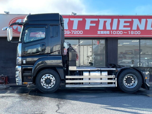 三菱ふそう　スーパーグレート　トレーラーヘッド　ハイルーフ　AT　ステンレスサイドバンパー