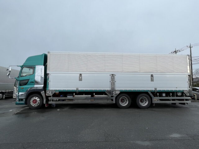 日野：17プロフィア：冷凍ウィング：7MT：リア門口ステンレス：サイドバンパーステンレス：ステンレス架装多数：メッキパーツ多数