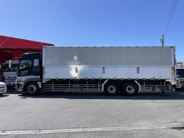 スーパーグレート：ハイルーフ：ウィング：造りボディ：ステンレス多数：420馬力