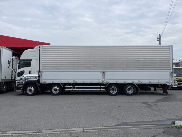 いすゞ：ギガ：ハイルーフ：ウィング：メッキ多数：アルミホイール：スムーサー