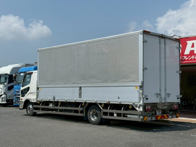 ファイター：6200ワイド：冷凍ウィング：板バネ：木床：アルミホイール：ステンレスサイドバンパー