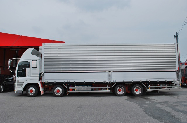 【424】いすゞギガ　低床　冷凍ウイング　リアエアサス