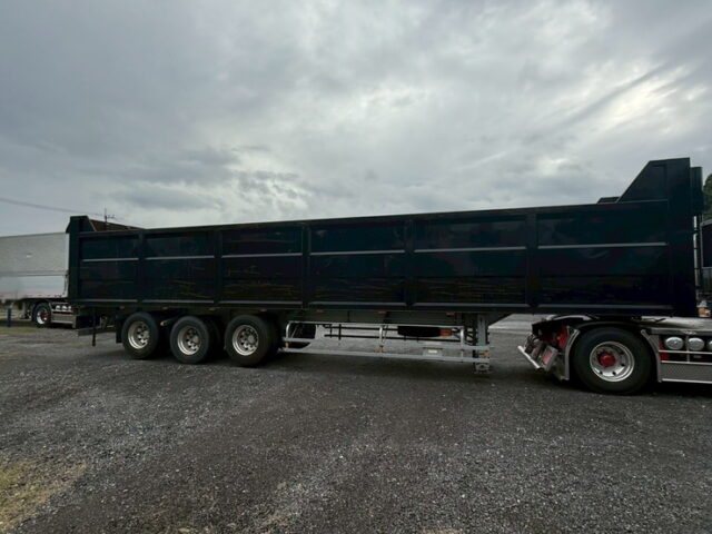 【委託販売】フルハーフ：コンテナセミトレーラー：3軸：松川ボデー製鉄箱付