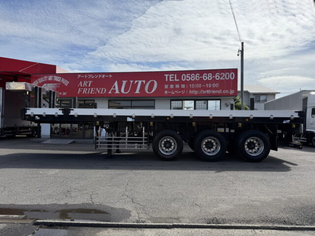 トレクス：平床セミトレーラー：アオリ20㎝：5方開：3軸：板バネ：最大積載量28.500㎏