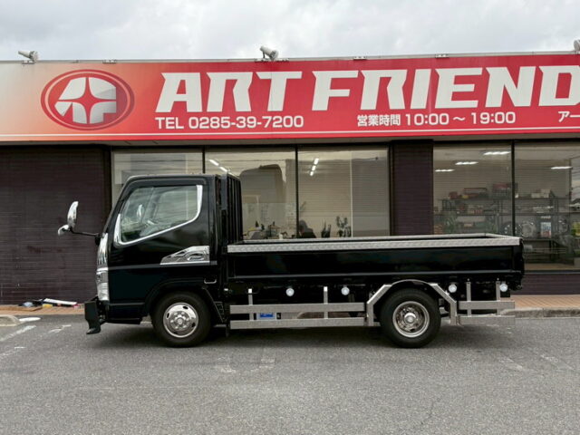 キャンター：平ボデー：前出しバンパー：ステンレスサイドバンパー：マニュアル