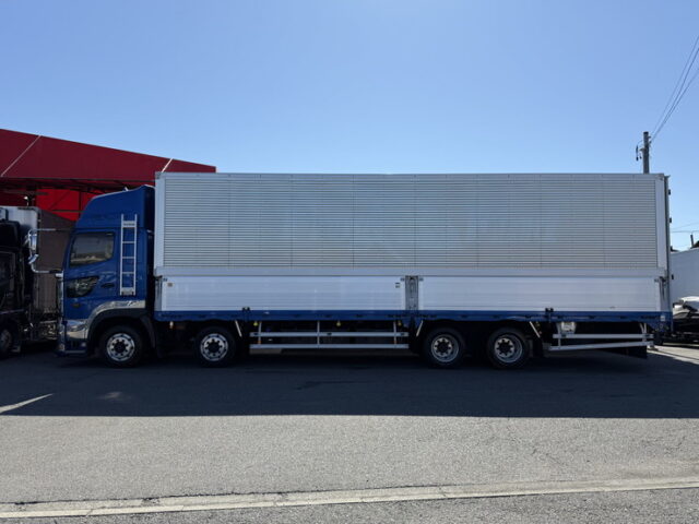 日野：17プロフィア：ハイルーフ：ウィング：メッキ多数：アルミホイール：プロシフト