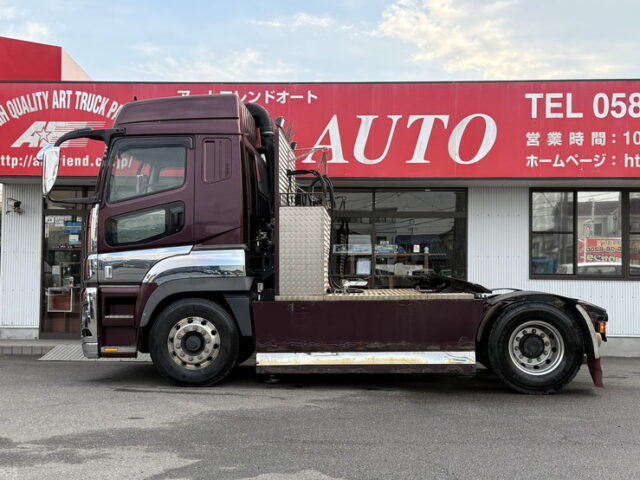 17スーパーグレート：ハイルーフ：トレーラーヘッド：ブタ鼻：第5輪荷重11.500㎏