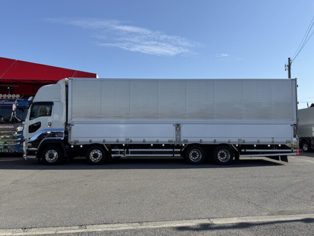 いすゞ：ギガ：ハイルーフ：ウィング：アルミホイール：リア門口ステンレス：低走行