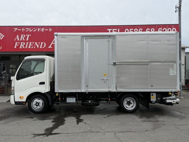 日野：デュトロ：バン：ワイドロング：格納ゲート：左スライドドア：AT車：準中型免許