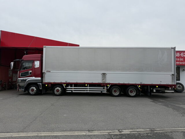 スーパーグレート：ハイルーフ：ウィング：メッキ多数：アルミホイール：格納ゲート