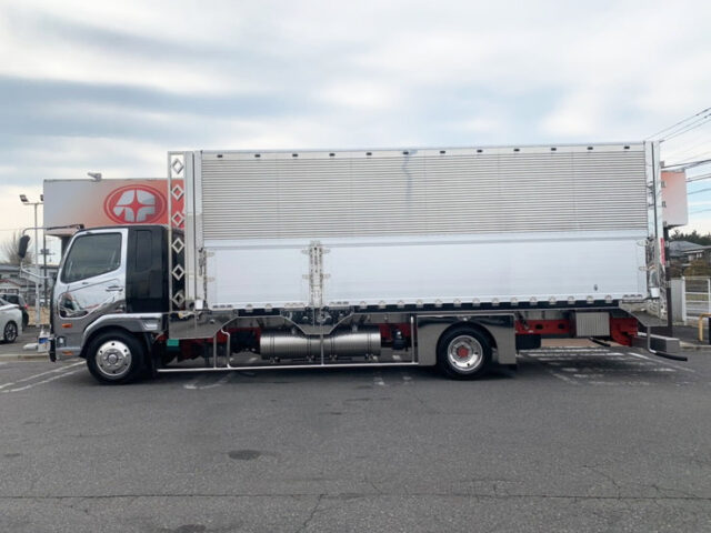 【770】H26　ファイター　冷凍ウィング　造りボディ　セミワイド