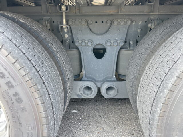 日野　17プロフィア　ハイルーフ　ウィング　リア門口ステンレス　アルミホイール