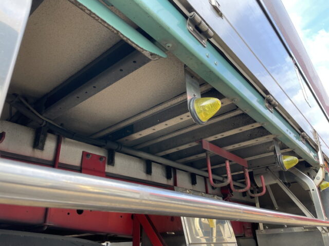 日野　プロフィア　1Mアオリ　ウィング　エアサス　ボディ取り可能