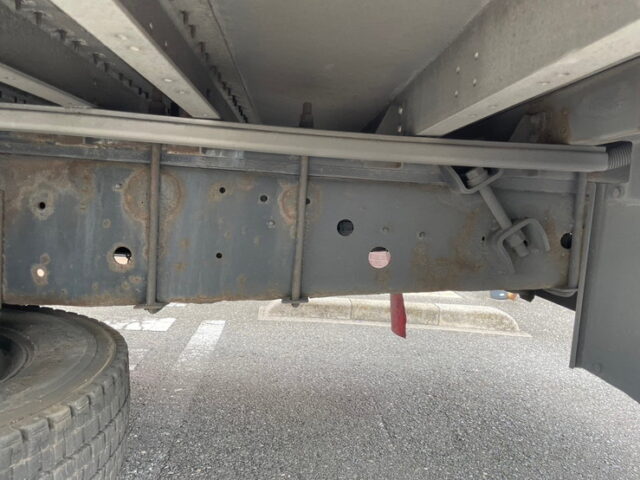 日野　プロフィア　ハイルーフ　ウィング　リア門口ステンレス　7速　E13Cエンジン