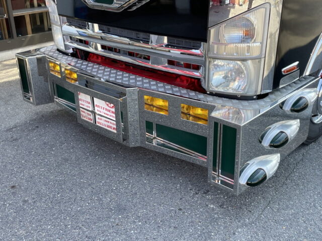 いすゞ　エルフ　ウィング　架装多数　波板ステンレス　造りボディ　ワイド