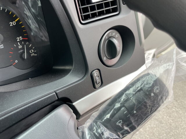 17スーパーグレート　ダンプ　5100×2200　未使用　新品ステンレス架装　7速MT　新明和ボデー