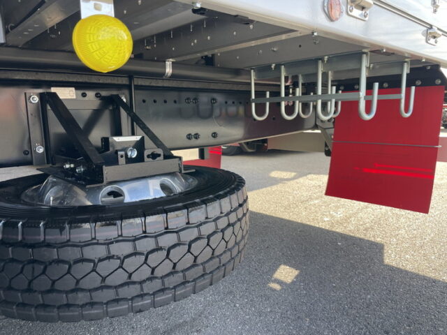 【現行型】スーパーグレート　スーパーハイルーフ　未使用　リア門口ステンレス