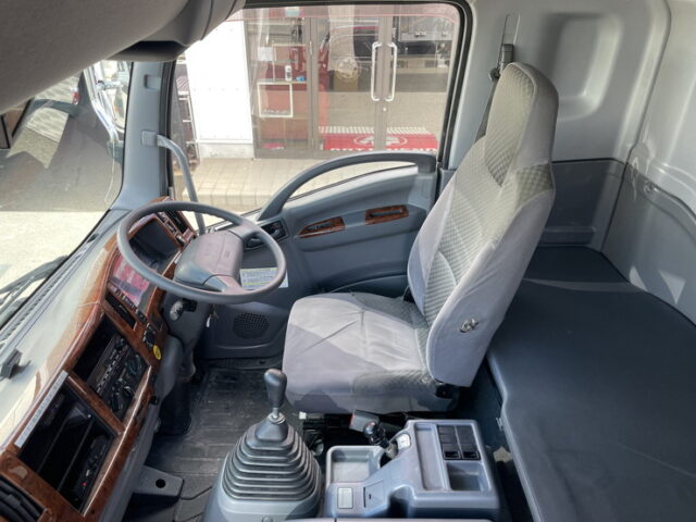 いすゞ：フォワード：増トン：ウィング：7200ボデー：ワイド：6発ターボ