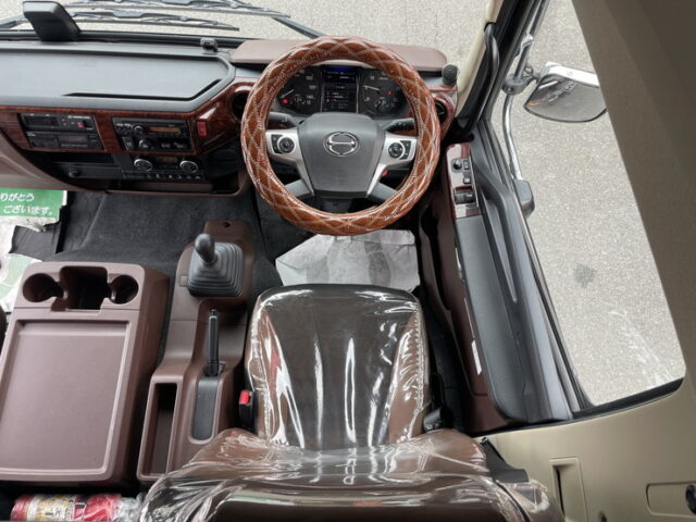 日野：17レンジャー：ハイルーフ：増トン：冷凍バン：エアサス：ジョロ4キーストン