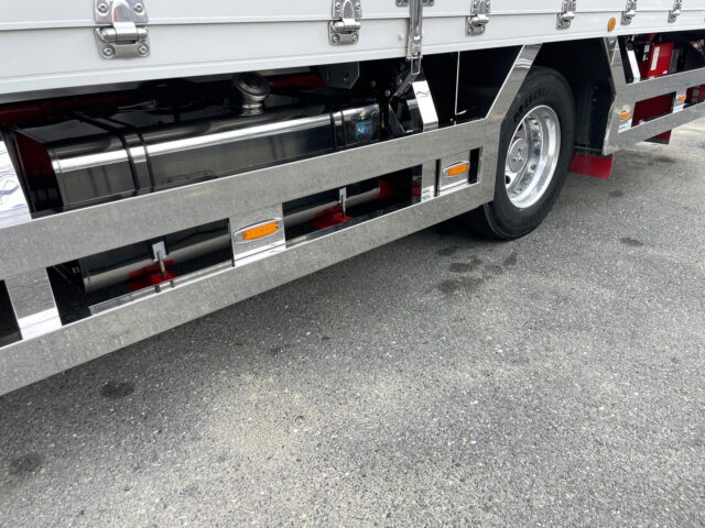 日野　17レンジャー　ハイルーフ　ウィング　架装多数　跳上ゲート　後輪エアサス