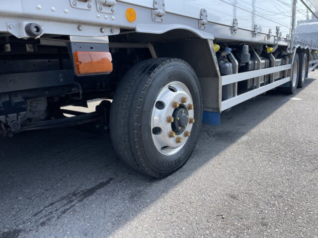 17スーパーグレート：ハイルーフ：ウィング：メッキ多数：アルミホイール