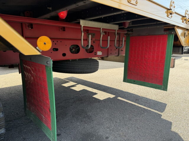 いすゞ：フォワード：6200ワイド：ウィング：木床：アルミホイール：240馬力：エアサス