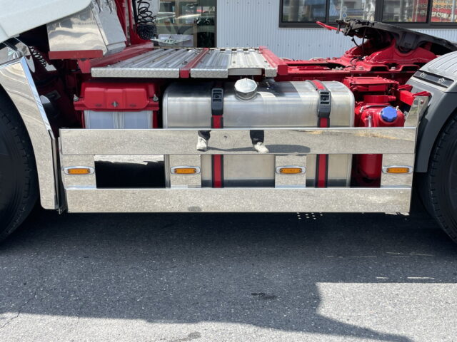 日野　17プロフィア　トラクターヘッド　架装多数　ハイルーフ