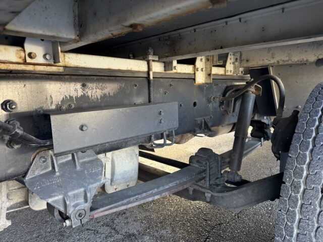 スーパーグレート：ウィング：メッキ多数：アルミホイール：ステンレス床：7速MT