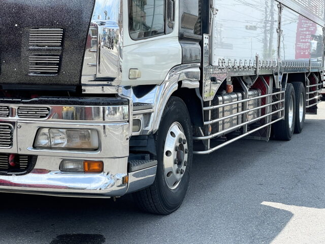 いすゞ　ギガ　ハイルーフ　ウィング　造りボディ　1Mアオリ　ステンレス多数