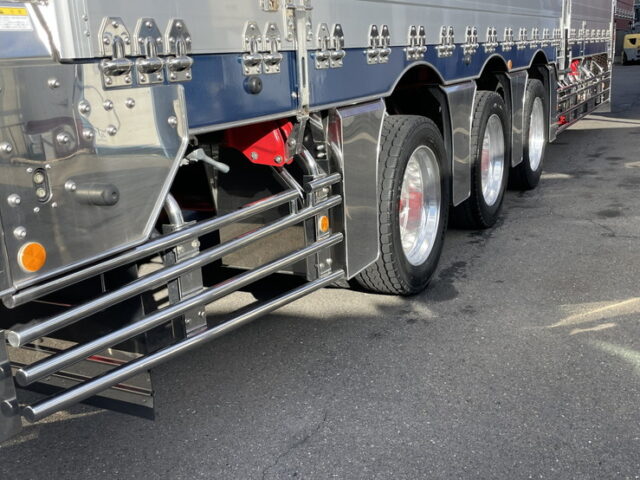 令和4年式 トレクス製 3軸 段付きトレーラーウィング リフトアクスル 後軸残し