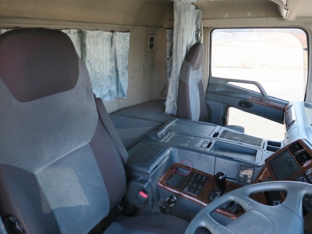 三菱ふそう　スーパーグレート　4軸　低床　アルミウイング　エアサス