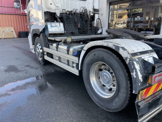 日野　17プロフィア　ハイルーフ　トレーラーヘッド　E13Cエンジン　450馬力