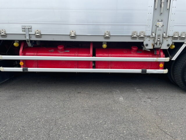 いすゞ　ギガ　ハイルーフ　アルミウィング　380馬力　リア門口ステンレス　