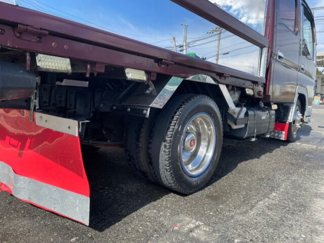 三菱ふそう:キャンター:Wキャブ:5MT:110馬力:6人乗り