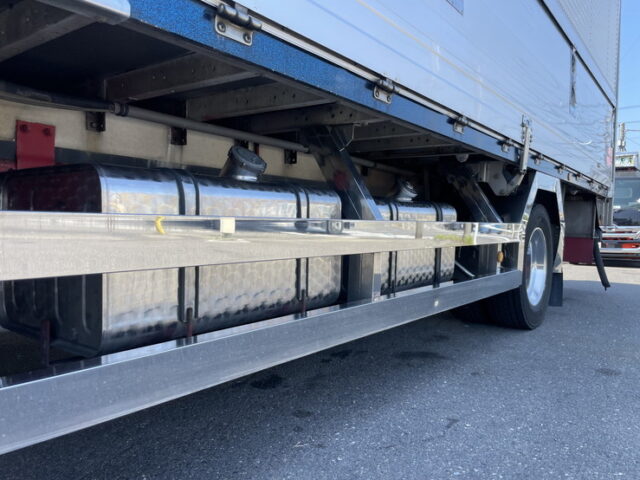 日野　レンジャープロ　ハイルーフ　冷凍ウィング　90アオリ　6400ボデー　架装多数