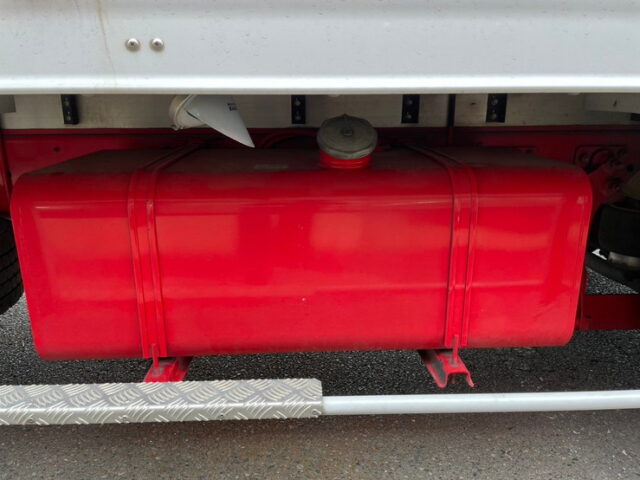 日野　17レンジャー　冷凍バン　格納パワーゲート　240馬力　キーストン　６MT