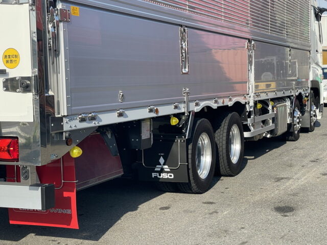 【現行型】スーパーグレート　スーパーハイルーフ　未使用　リア門口ステンレス