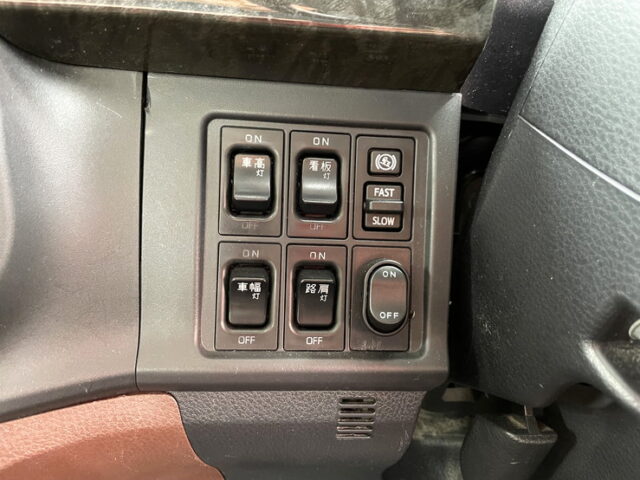 日野：プロフィア：アルミブロック平ボディ：7MT：ステンレス架装多数：メッキパーツ多数：アルミホイール　